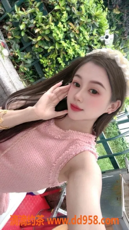 常州楼凤资源信息,武进红红，165cm嫩妹陪浴，服务多样，600起