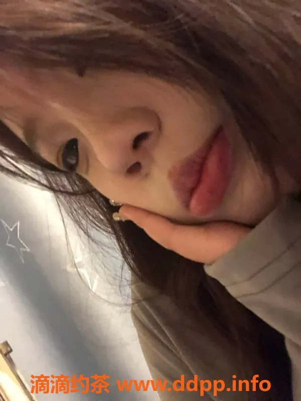 无锡楼凤-小柔 | 高颜值陪浴 | 07岁173cm52kg