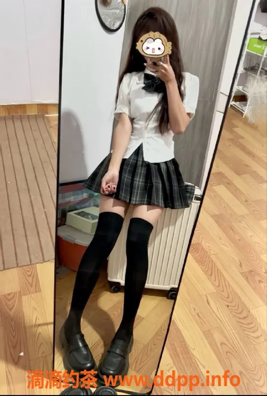 常州楼凤-武进万达JK萝莉，身高164，课费800元起