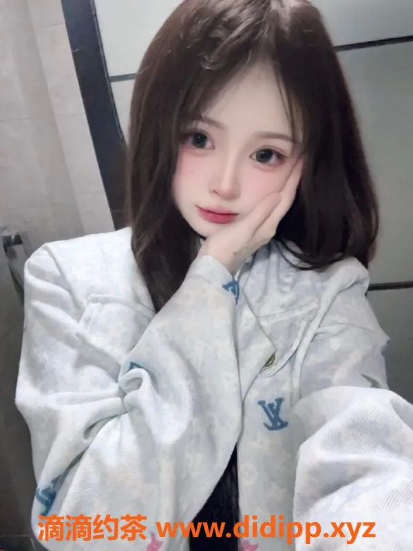 无锡楼凤-锡山区诗瑶，刚下海嫩妹，1100起包夜