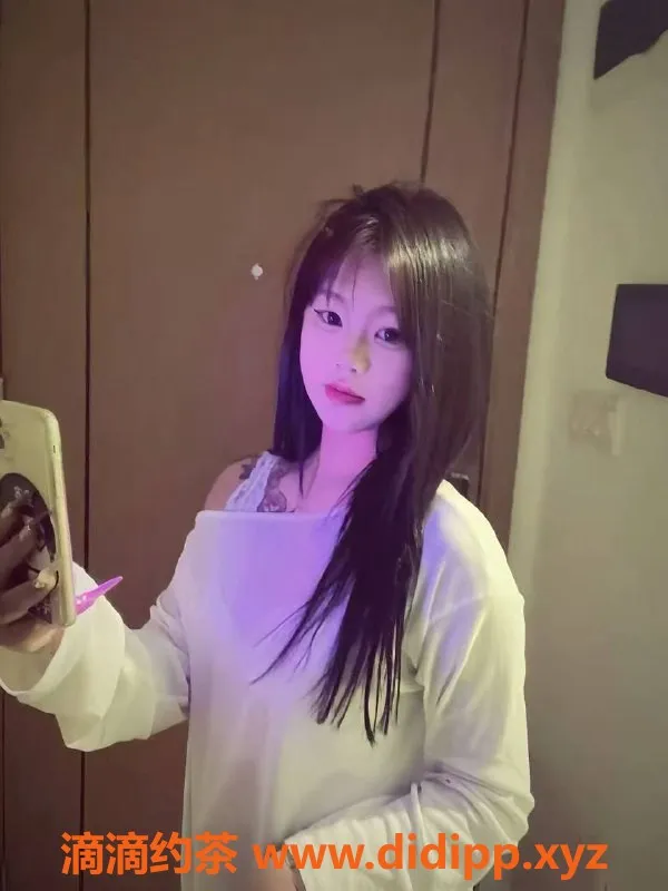 中山楼凤-外海3位诱人艺人，600快餐随心体验