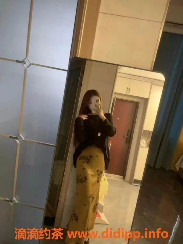 无锡楼凤资源信息,滨湖区刚破楚，高颜值制服丝袜小妹