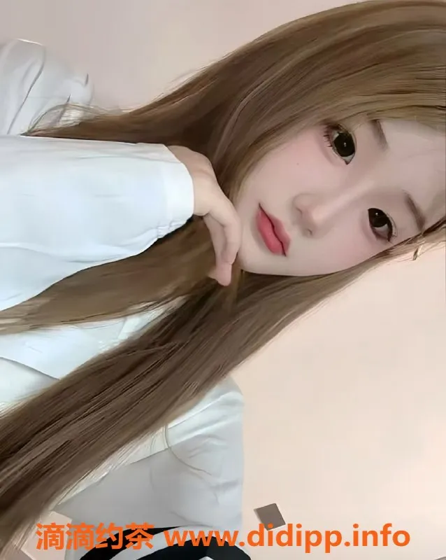 无锡上门服务-高颜值甜崽，165cm、45kg上门服务