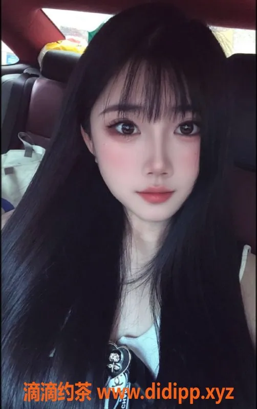 中山楼凤资源信息,古镇22岁小女人，36B身材，600元起服务体验