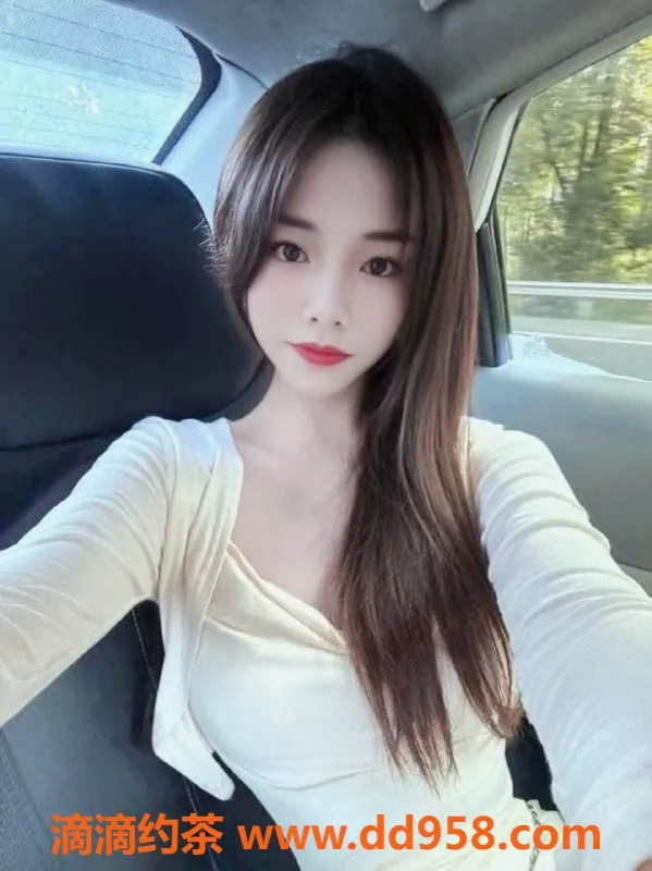 常州楼凤-新北小护士，160身高，80体重，600元/次陪浴服务