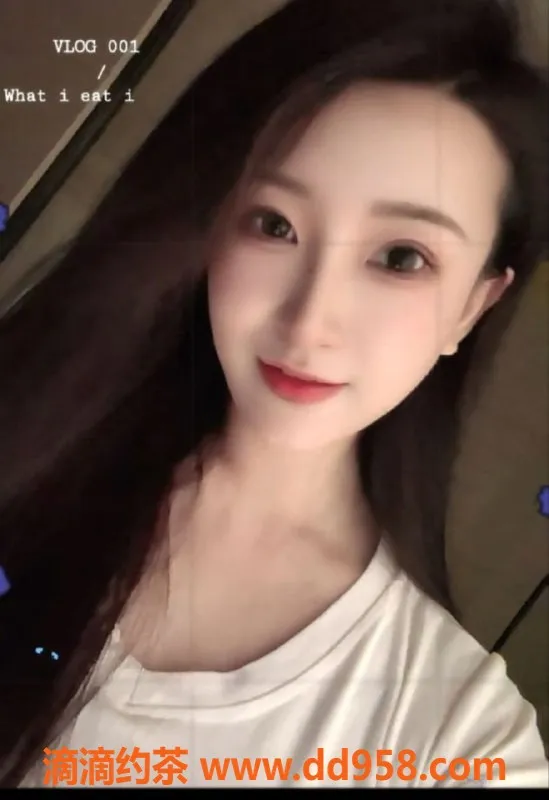 常州楼凤-新北空姐蛙蛙，167身高，陪浴服务仅800起