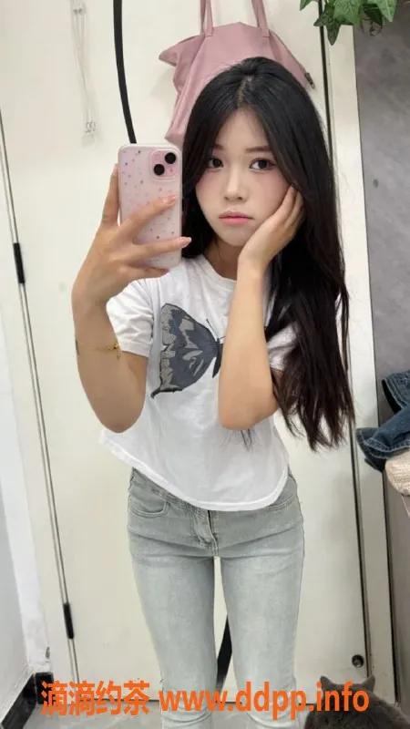 常州楼凤-新北护士妞妞，160高90重，热情陪浴服务