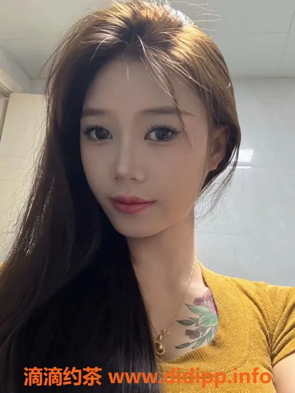 常州楼凤-新北大不点19岁嫩妹，陪浴调情服务