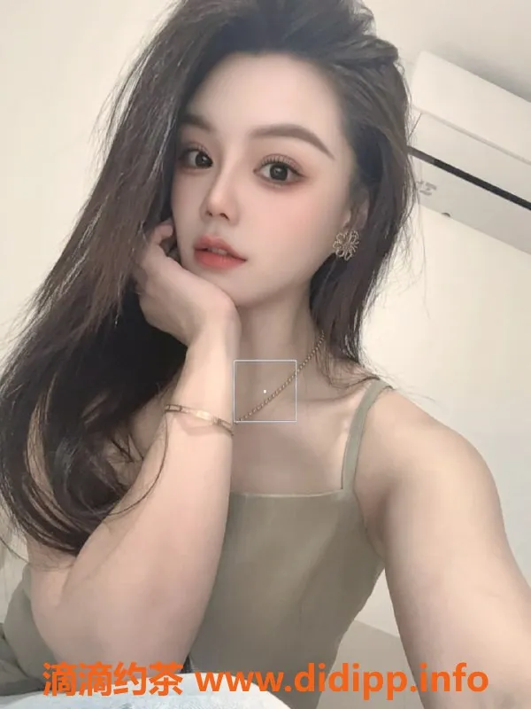 无锡楼凤资源信息,梁溪区江月，165cm高颜值纯欲女，价格1200P