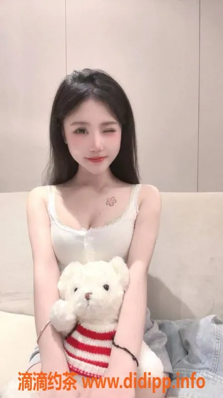 无锡楼凤-小阿珂，梁溪区高颜值陪浴服务，46kg嫩菜女郎