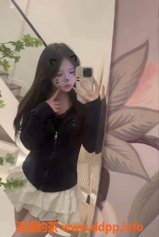 常州楼凤-新北静静，165高、95重的07嫩妹陪浴服务