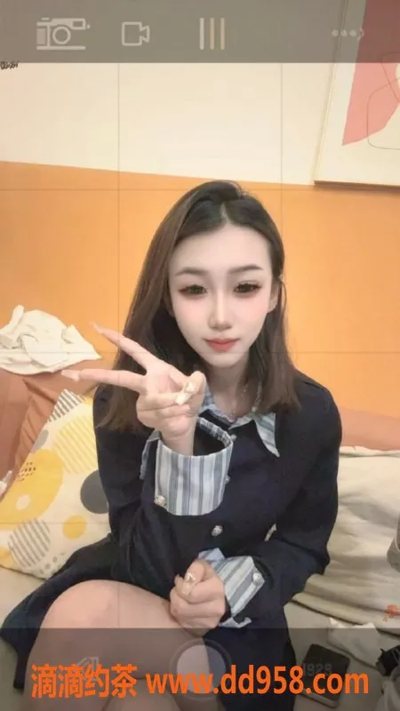 常州楼凤-武进晨晨，164cm 86斤 C罩杯嫩妹，800元起