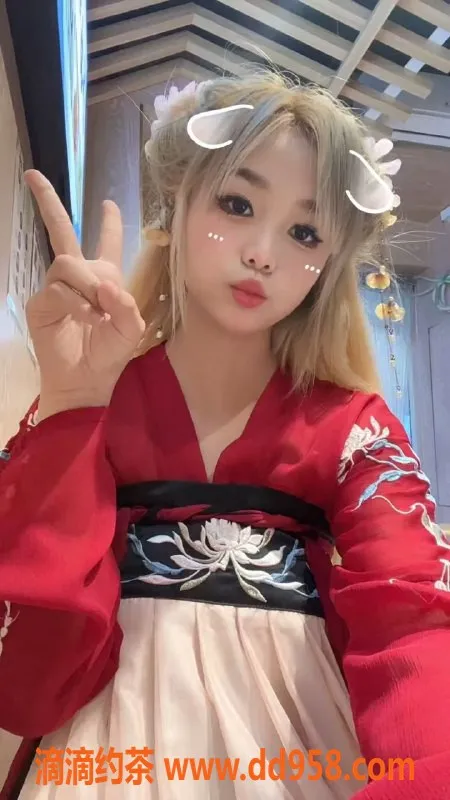 中山上门服务-上门包夜服务三位小姐，青春活力16岁