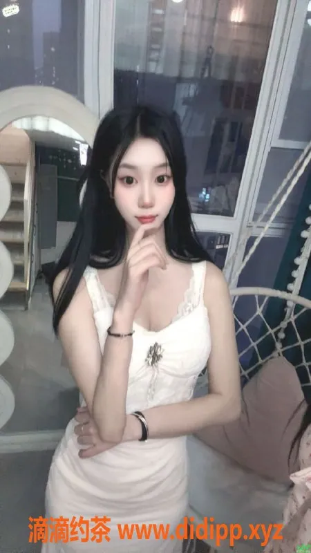 常州楼凤资源信息,武进苏依，165cm嫩妹，性感陪浴体验！