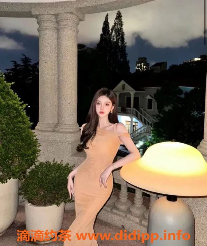 无锡楼凤-滨湖区高颜值娜娜子，极品身材，1200起