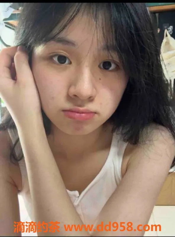 常州楼凤-武进雨雨，167cm嫩妹，特价800元起