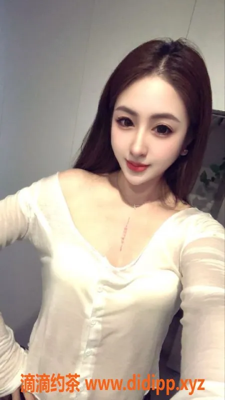 常州楼凤-武进敏儿，165身高，94斤，800元邀你享受莞式服务