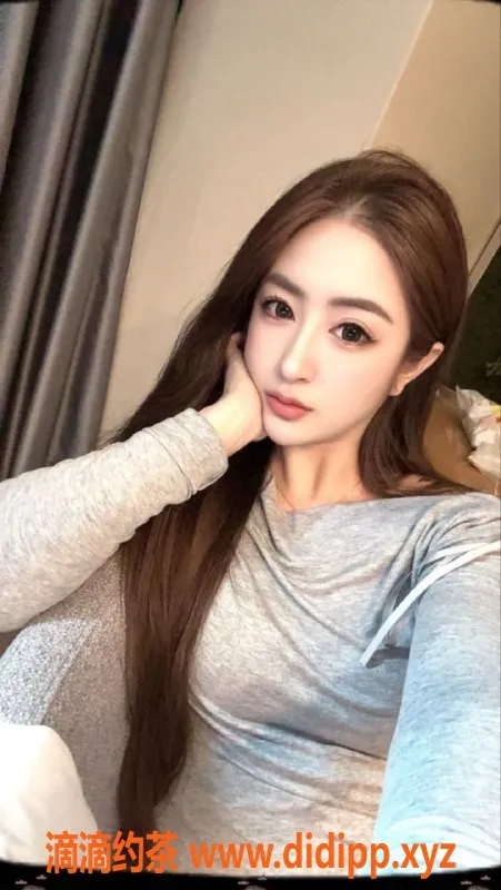 常州楼凤-武进敏儿，165身高，94斤，800元邀你享受莞式服务