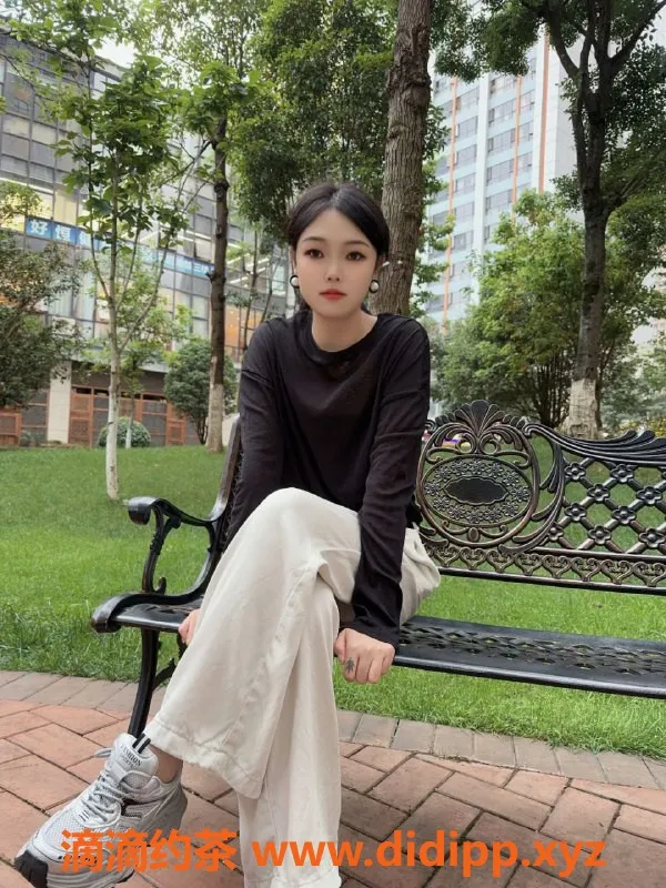 昆明楼凤-盘龙区艳艳，800元茶费，私人服务推荐