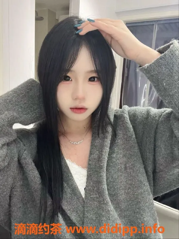 成都楼凤-武侯区贝贝，7P大奶嫩妹，课时费优惠中！