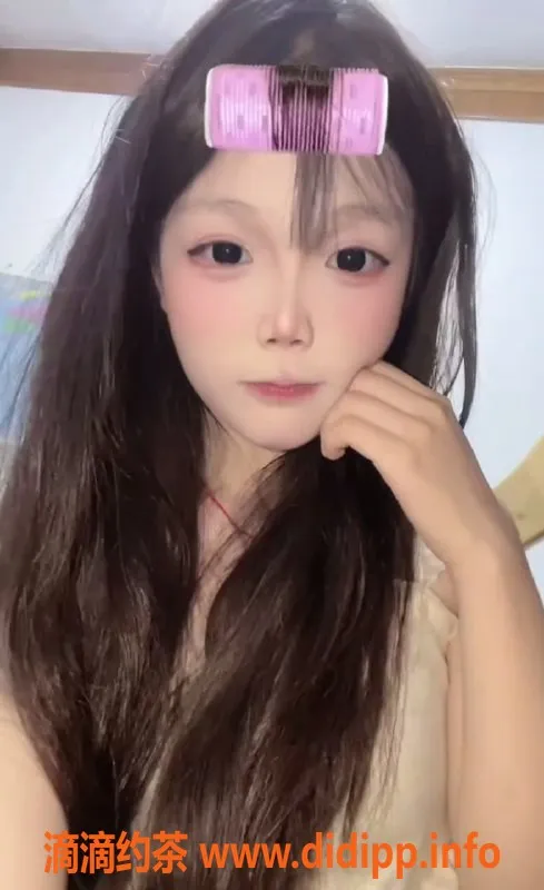 上海楼凤-闵行蕾蕾，身高1.70，54斤，服务多样，800元45分钟