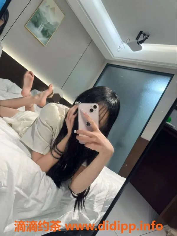 常州楼凤-武进万达乖乖女，162高，优质陪浴服务