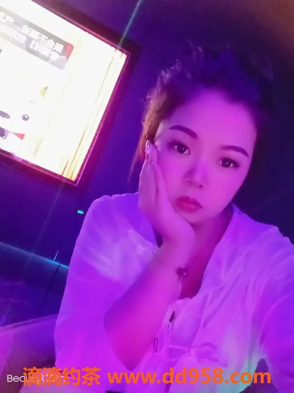 中山楼凤资源信息,顺德大良三位女神，400元洗吹做服务等你体验