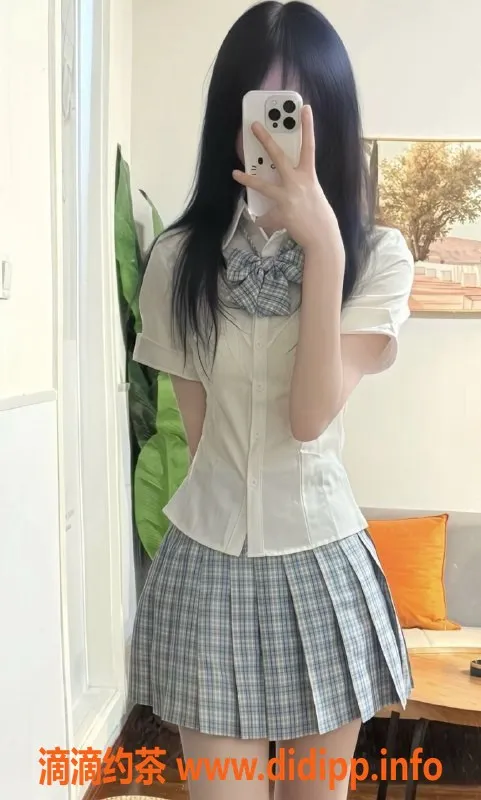 常州楼凤资源信息,武进嫩妹，160cm，85斤，1000元起陪浴服务