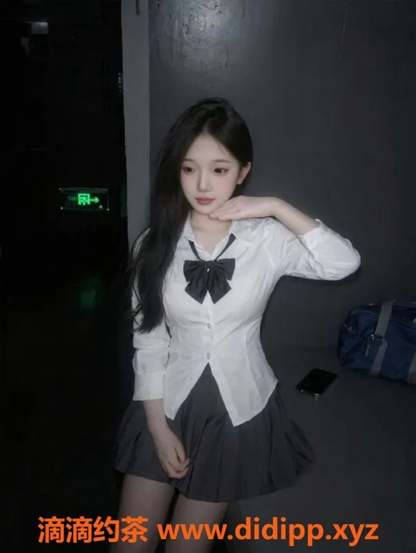 常州楼凤-武进名媛，165高90重，陪浴服务超赞！