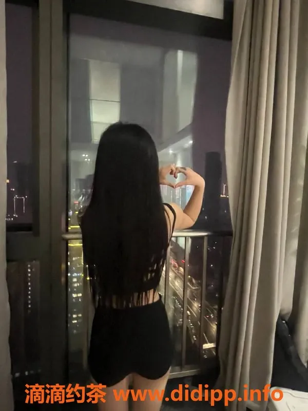 成都楼凤-成华区小嘉琪，162cm 80斤 乖巧粉嫩少女