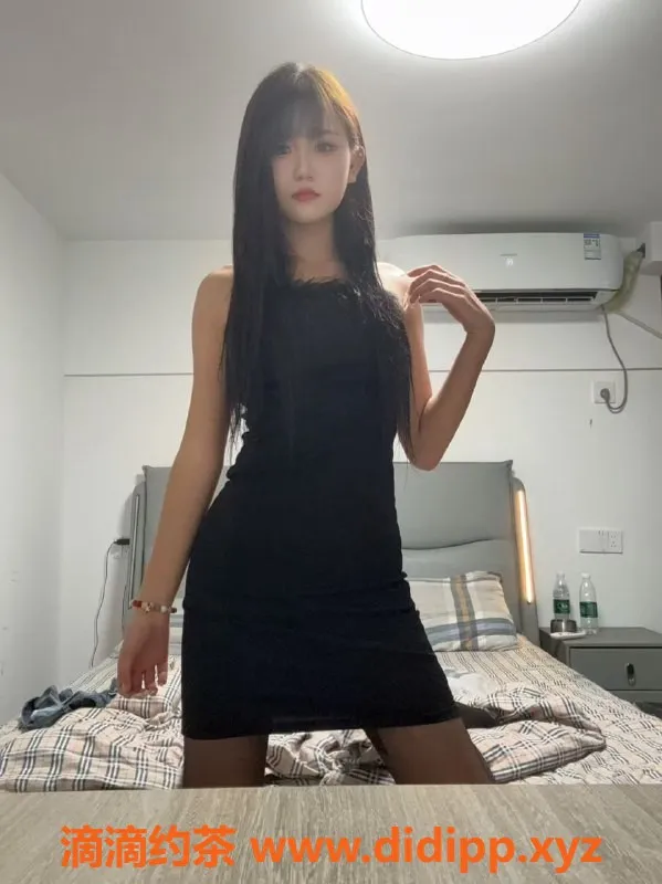 无锡楼凤-高颜值柚子，170大长腿，图文并茂陪浴服务