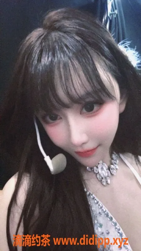 常州楼凤-新北护士屁屁，165cm嫩妹陪浴调情服务