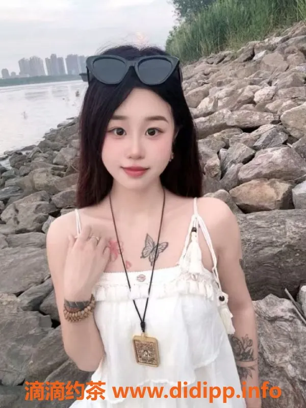 常州楼凤资源信息,武进国宾府青青，06嫩妹伴浴体验