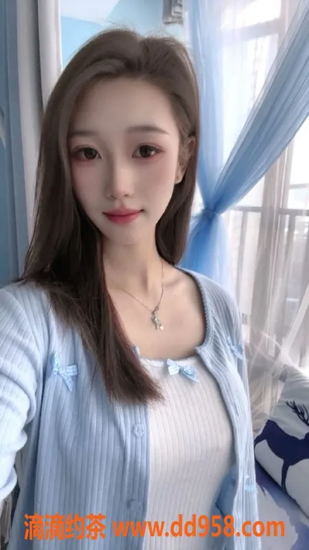 常州楼凤-新北曼哈顿美美，165高90重，800体验