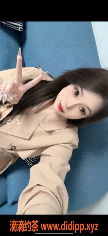 常州楼凤资源信息,武进18岁嫩妹琪琪，165/90，陪浴，价格优惠