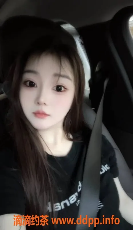 中山楼凤-石岐露思，23岁34C美少女，高颜值服务