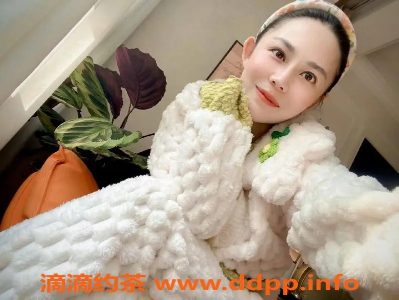 上海楼凤-长宁浅笑，168高52重，C罩杯，只需6元起！