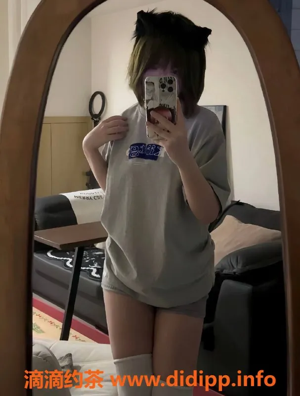 扬州楼凤-泰州海陵糖朵，短发娇小妹，服务一流