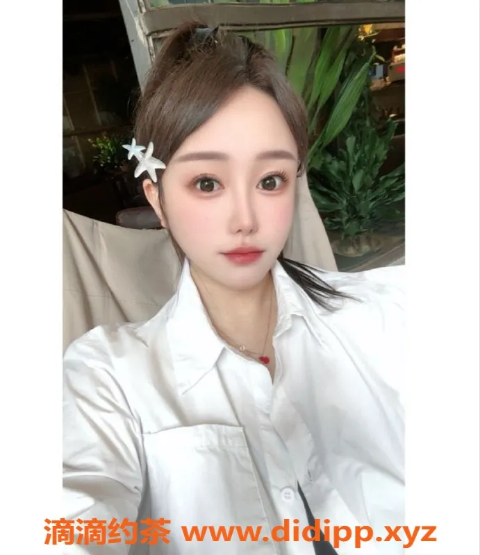 常州楼凤-武进小霞，165cm嫩妹，600元私密服务等你来体验