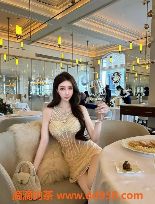 青岛楼凤资源信息,青岛市北区兼职洗吹座服务，丝袜情趣任选