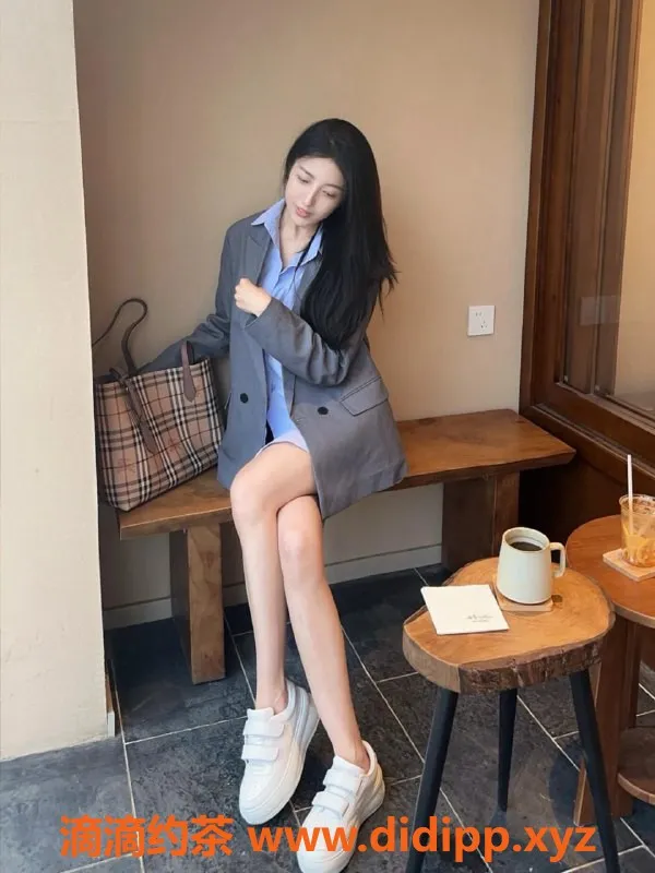 无锡楼凤资源信息,滨湖区梦婷，高颜值模特，173CM，52斤