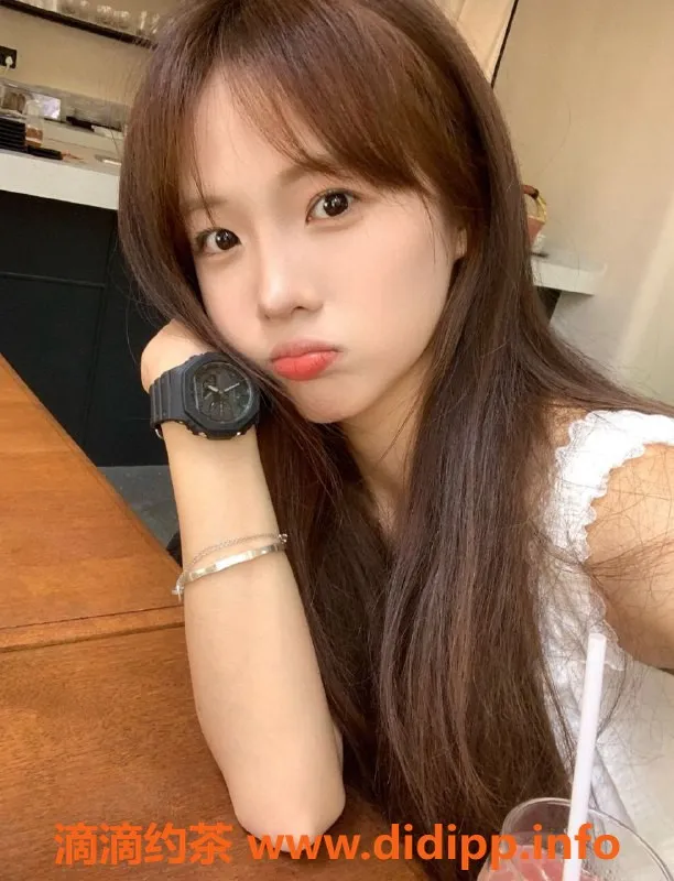 常州楼凤资源信息,武进万达✨梓涵，165高价800，口调情特长！