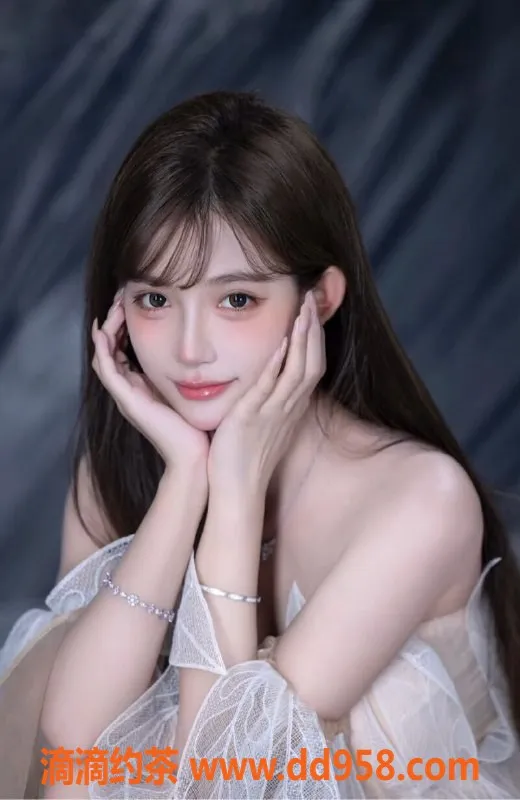 无锡楼凤-梁溪区高颜值平面模特，168cm 45kg，2400元起