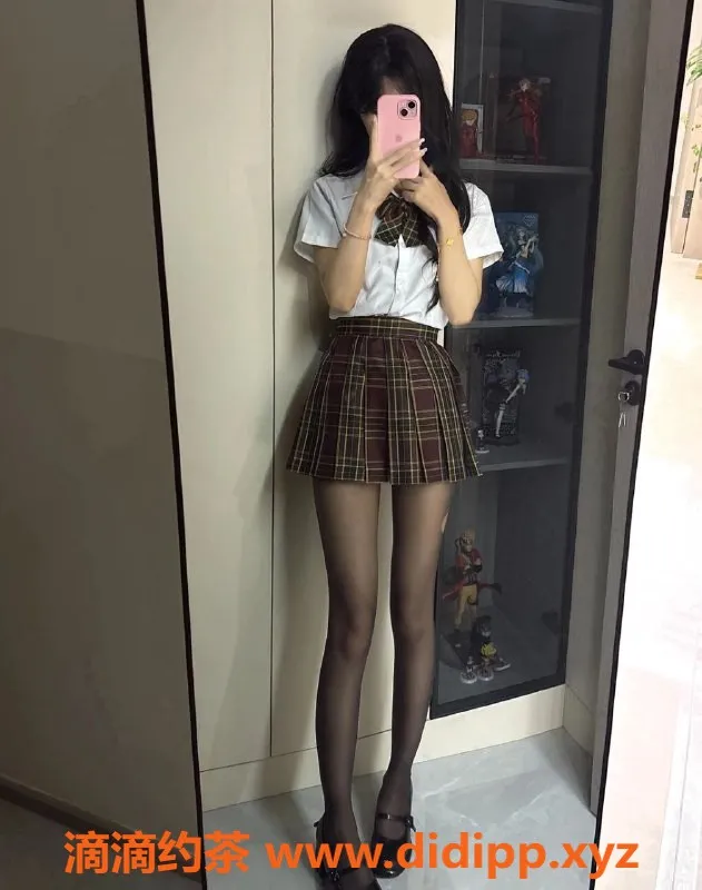 中山楼凤资源信息,19岁小羽，古镇 性感34B，服务超棒！