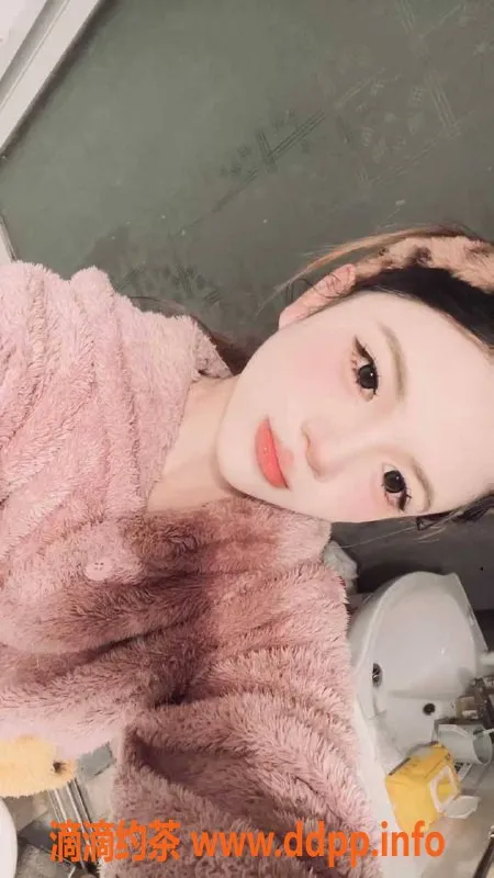 中山楼凤资源信息,西区小雪，18岁，B罩杯，600元/小时