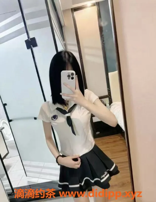 常州楼凤资源信息,武进18岁嫩妹涵涵，160cm/90斤，为您提供极致服务