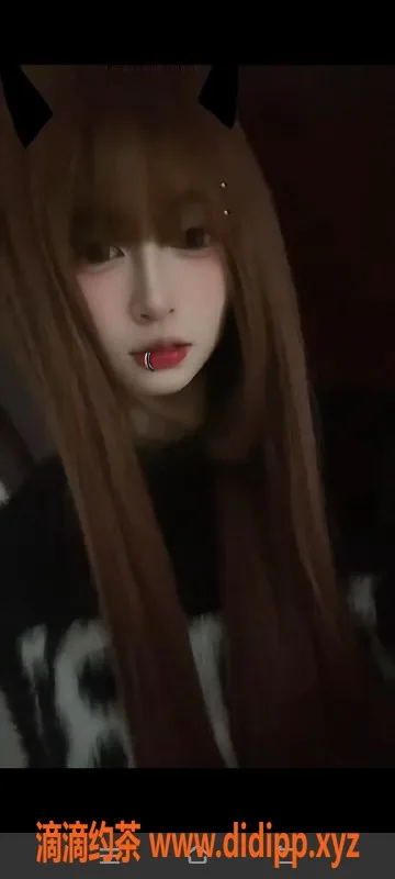 中山楼凤-中山古镇09年美女，快餐350元，洗吹450元