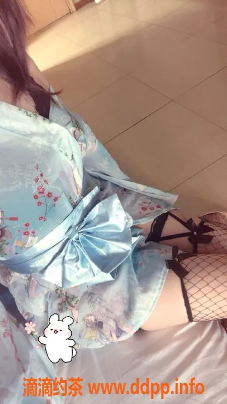 常州楼凤-武进柠檬，162cm嫩妹，陪浴服务超棒！