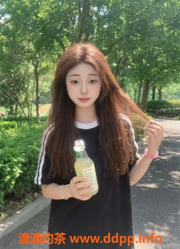 常州楼凤-武进优优，168高冷白皮嫩妹，陪浴服务超赞