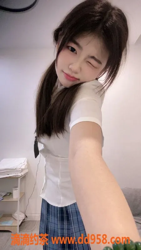 中山楼凤-18岁晓晓，西区美艳身材，服务超值